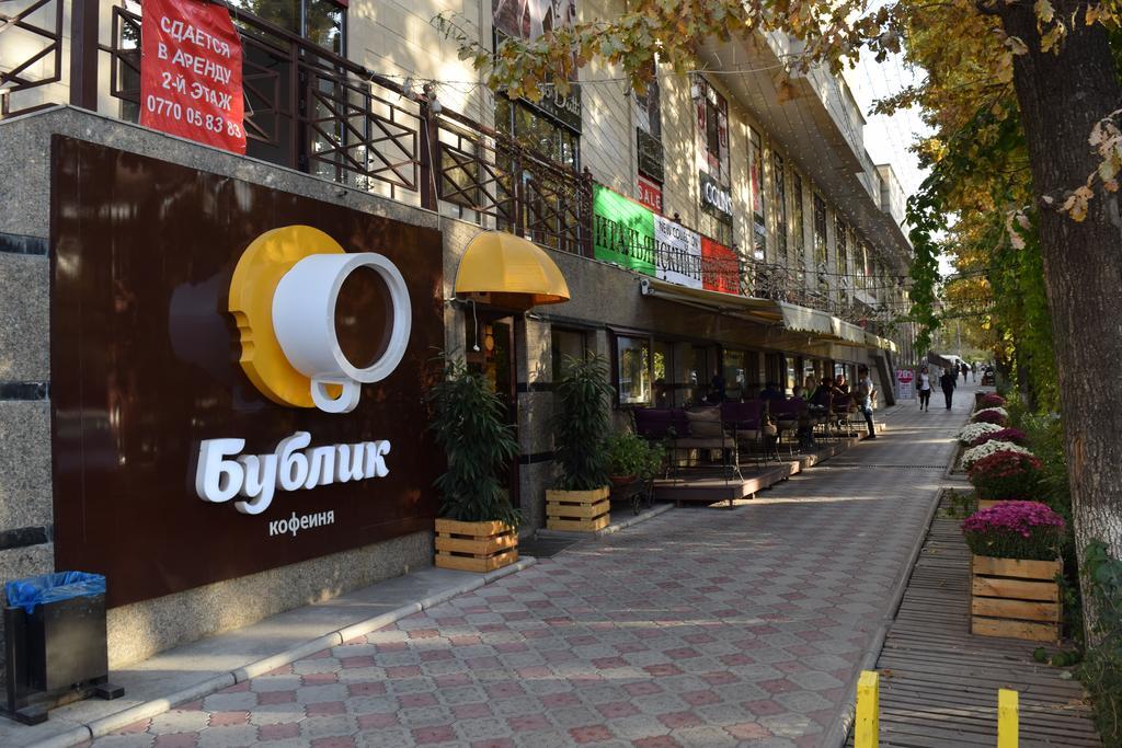 Bishkek House Apartment 3 Екстер'єр фото