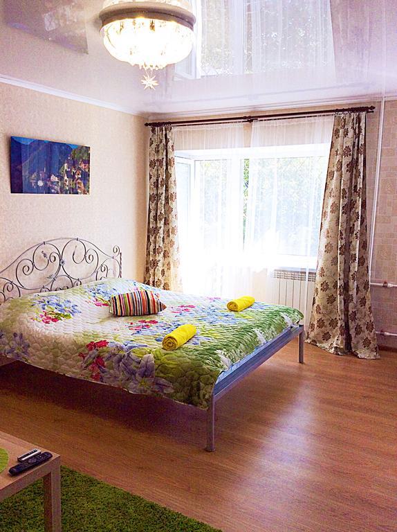 Bishkek House Apartment 3 Екстер'єр фото